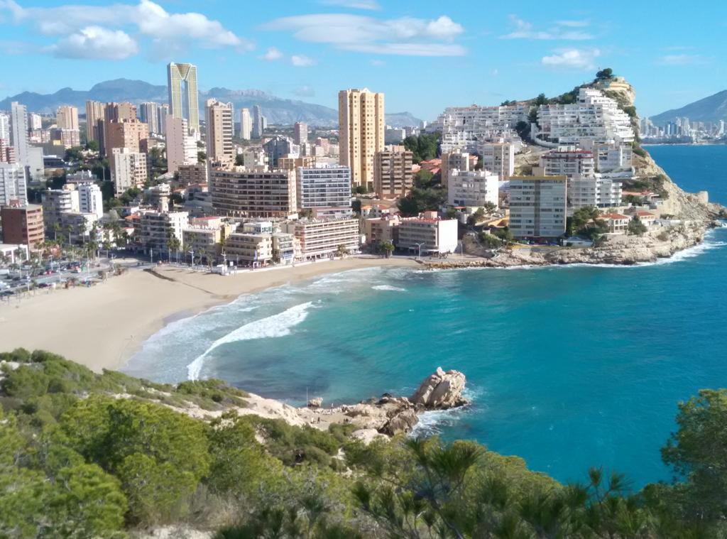 Apartamentos Tamarindo 칼라 데 피네스트라트 객실 사진